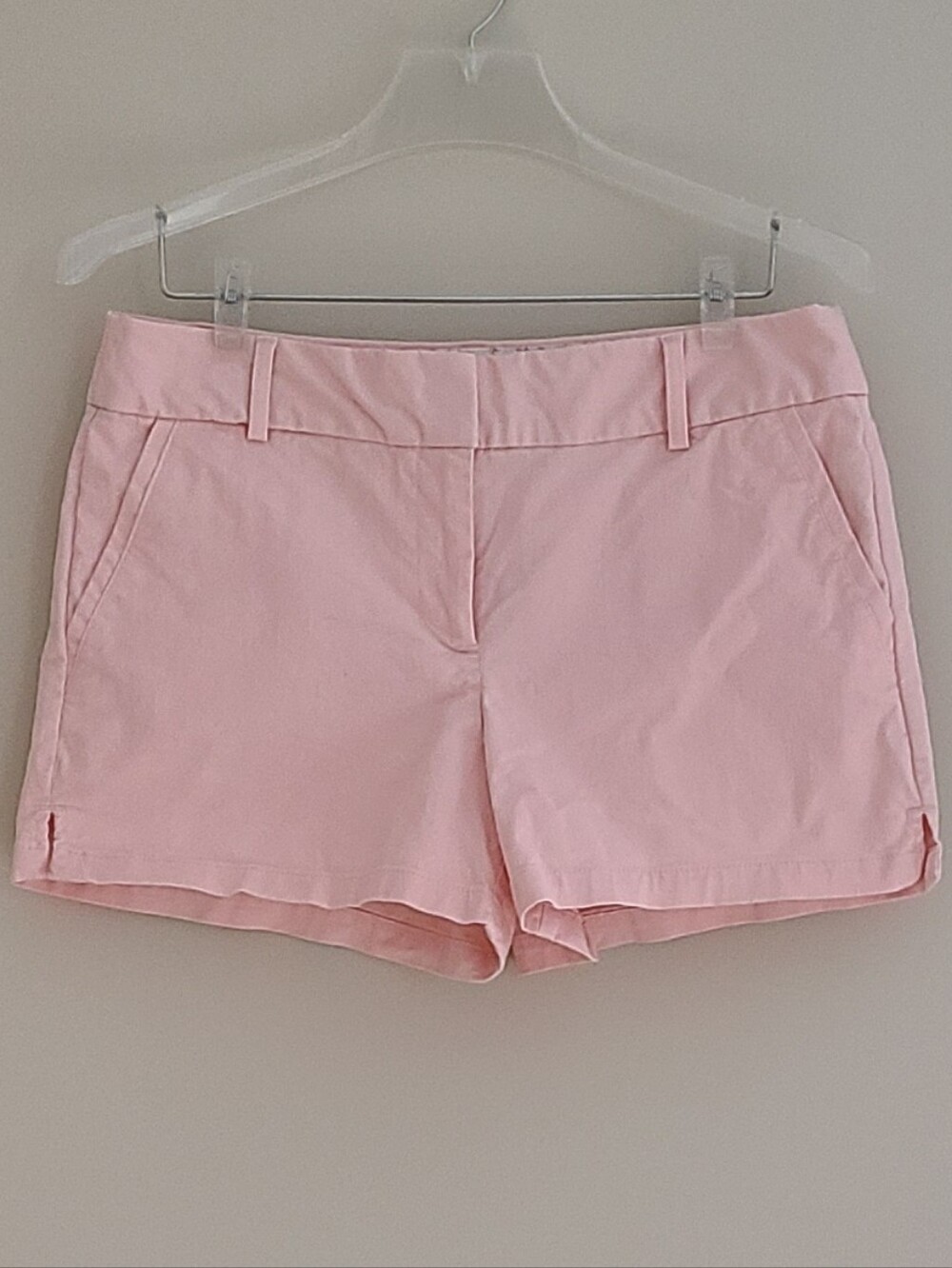 ​NWOT LOFT Pink Chino Shorts Size 6P Petite